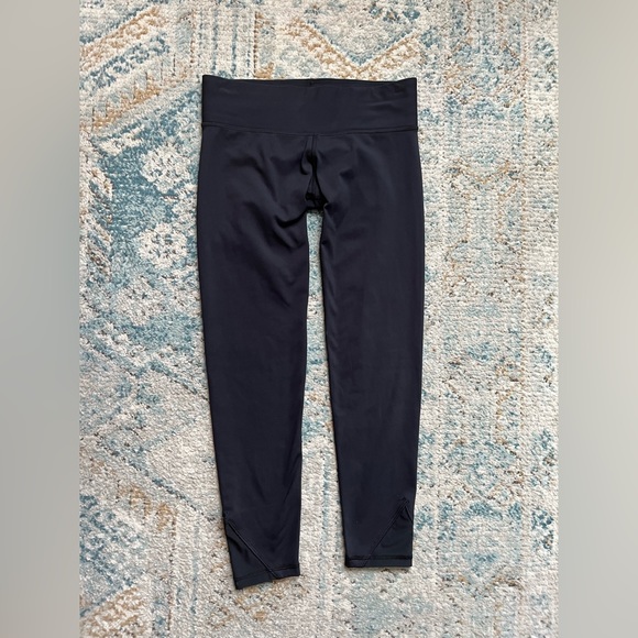 Noli Pants - [Noli Yoga] Black Low Rise 7/8 Leggings- M